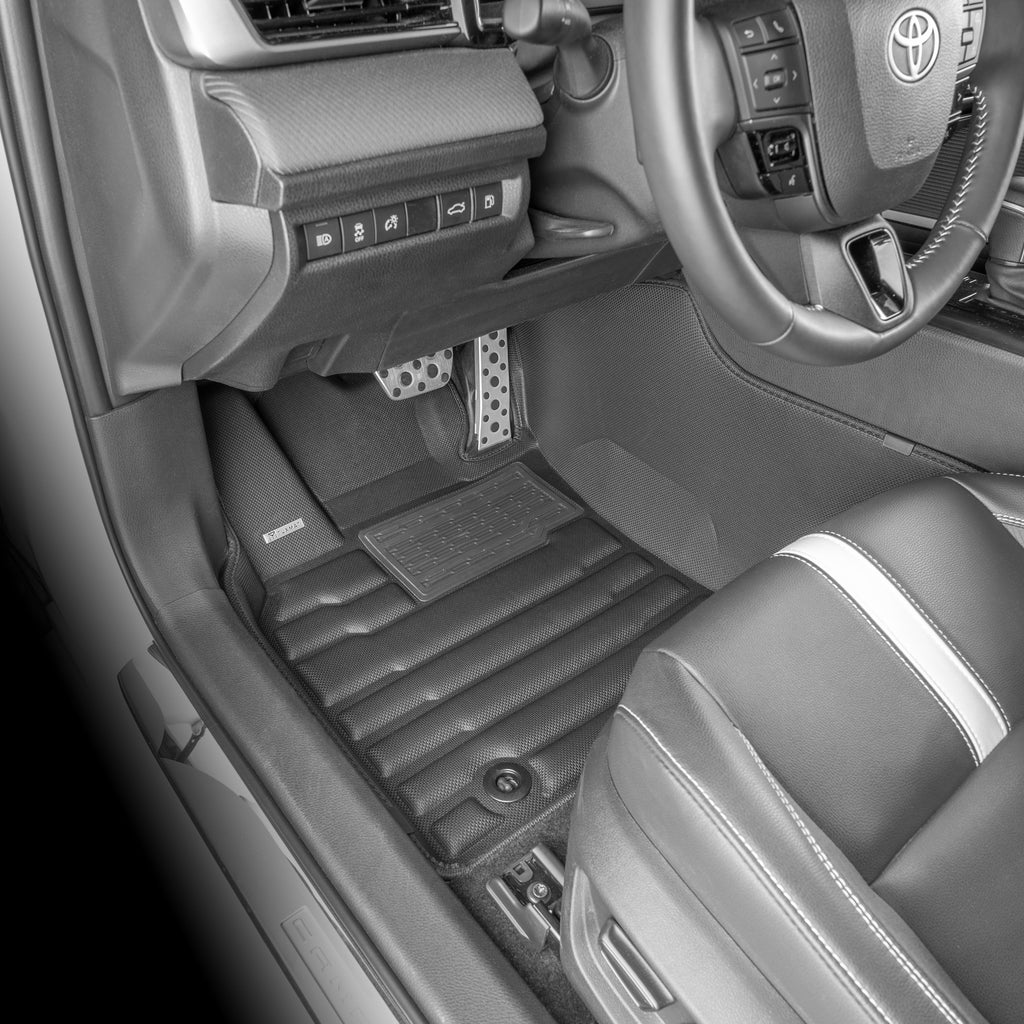 Toyota Camry Hybrid FWD