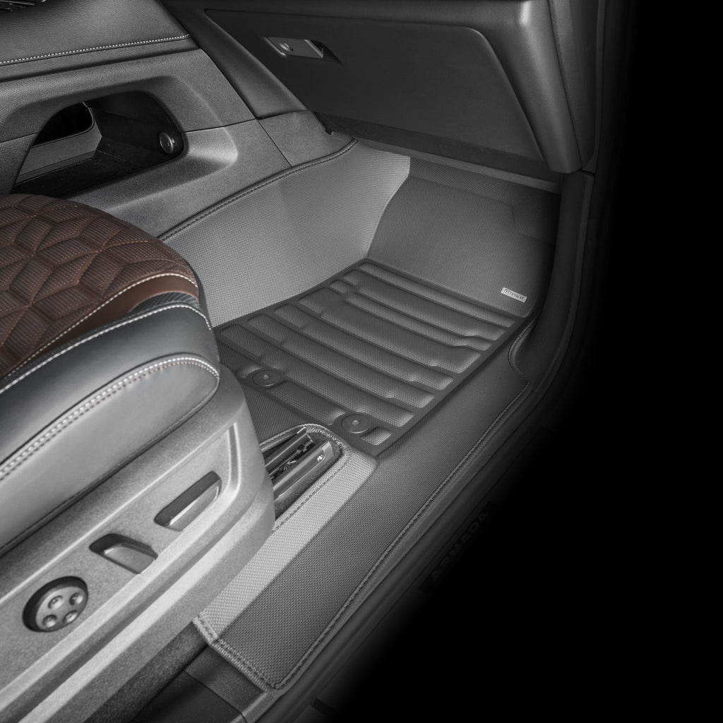 Infiniti QX80 8-Seater