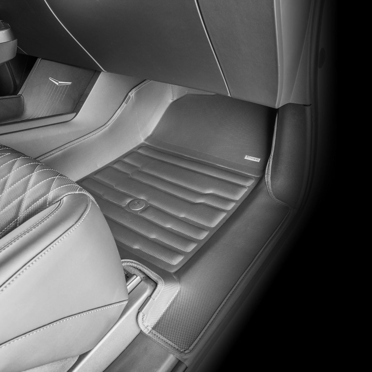 Cadillac Escalade IQ without Second Row Centre Console